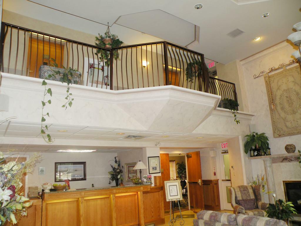 Stone Gate Inn Orillia Buitenkant foto